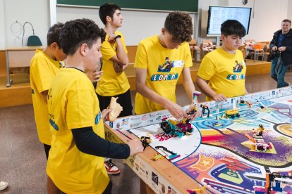 Un momento de la última edición de la First Lego League, en la Escuela Politécnica Superior de La Milanera.