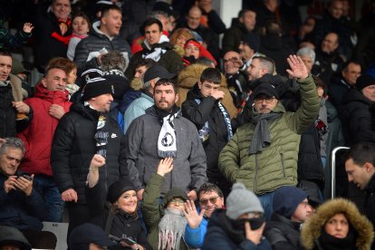 Imagen de aficionados en el partido entre el Burgos CF y el Sporting.