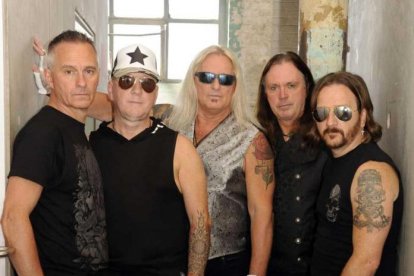 Heavy Pettin, veteranía ochentera y aires renovados en pleno 2024.