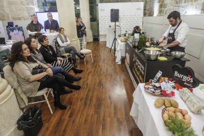 La Masterclass se ha celebrado en el Hotel Rice Palacio de los Blasones.