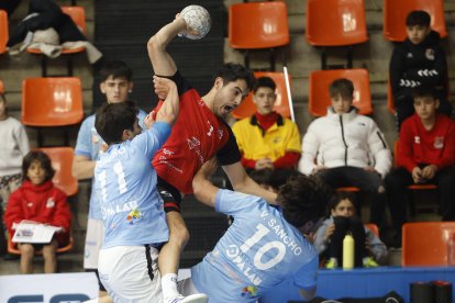 Imagen del partido entre el UBU San Pablo Burgos y el Ibiza.