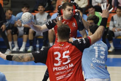 Imagen del partido entre el UBU San Pablo Burgos y el Ibiza.
