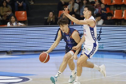 Imagen del partido entre el Tizona y Alicante.
