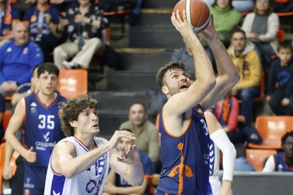 Imagen del partido entre el Tizona y Alicante.