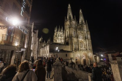 Imagen de la iluminación de la Catedral.