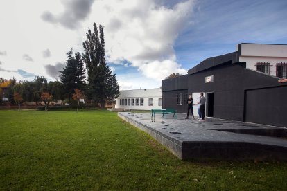 La parte trasera que ha permitido recuperar un nuevo espacio.