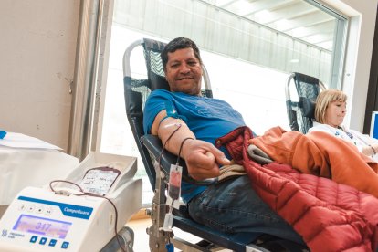 A última hora de la mañana aún eran varios los que se animaban a extraer sangre.