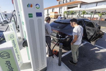 Los cargadores están adaptados para todo tipo de vehículos eléctricos.