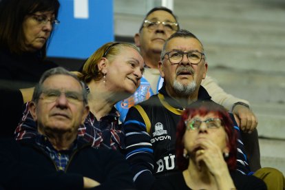 Imagen de aficionados durante el partido del San Pablo Burgos.