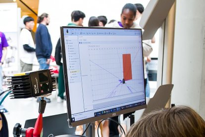 La jornada sirvió para explorar y conocer algunos elementos tecnológicos.
