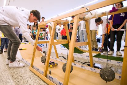 Los retos han sido variados desde desplazamiento, obstáculos o empuje.
