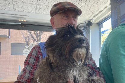 Muñeca en los brazos de Jesús