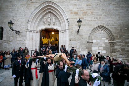 Imagen de la procesión del Cristo de Burgos.