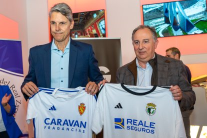 Imagen del hermanamiento entre el Burgos CF y el Real Zaragoza.