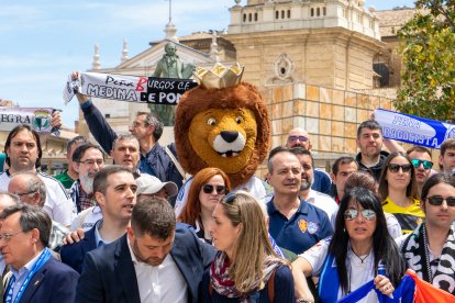 Imagen del hermanamiento entre el Burgos CF y el Real Zaragoza.