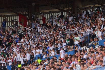 Imagen del partido entre el Real Zaragoza y el Burgos CF.