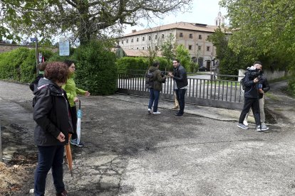 El monasterio de Santa Clara permanece cerrado a las visitas tras el anuncio de la comunidad de clarisas de situarse bajo la tutela del excomulgado Pablo de Rojas
