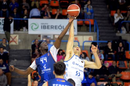 Imagen del partido entre el Tizona y el Guuk Gipuzkoa.