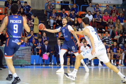 Imagen del partido entre el Tizona y el Guuk Gipuzkoa.
