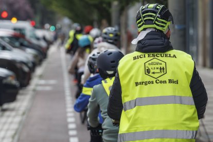 Un momento del itinerario urbano realizado este jueves por los escolares del Colegio Venerables, de Burgos.