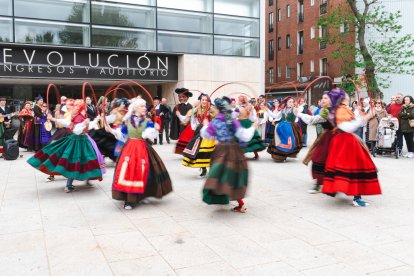 Homenaje al folclore burgalés