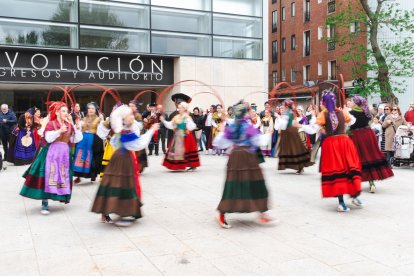 Homenaje al folclore burgalés