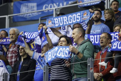 Imagen del partido entre el San Pablo Burgos y el UEMC Valladolid.