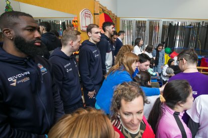 Visita del San Pablo Burgos al colegio Fray Ponce de León.
