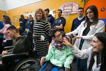 Visita del San Pablo Burgos al colegio Fray Ponce de León.