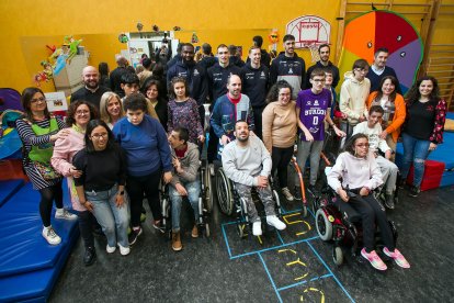 Visita del San Pablo Burgos al colegio Fray Ponce de León.