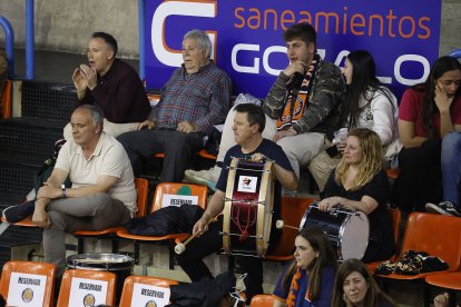 Imagen del quinto partido entre el Grupo Ureta Tizona Burgos y Guuk Gipuzkoa.