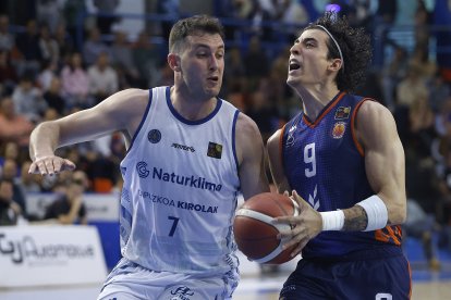 Imagen del quinto partido entre el Grupo Ureta Tizona Burgos y Guuk Gipuzkoa.