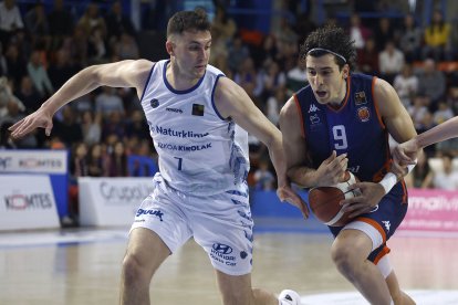 Imagen del quinto partido entre el Grupo Ureta Tizona Burgos y Guuk Gipuzkoa.