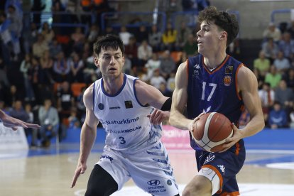 Imagen del quinto partido entre el Grupo Ureta Tizona Burgos y Guuk Gipuzkoa.