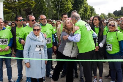 6.200 participantes recorren la calles de la capital en la IV Marcha contra el cáncer