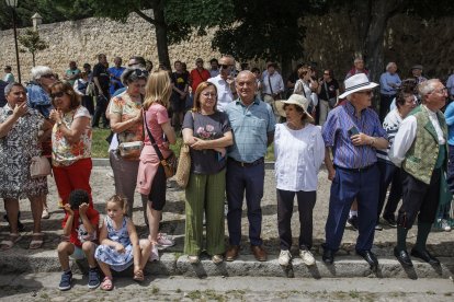 Tradicional procesión de El Curpillos en el Monasterio de las Huelgas.