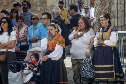 Tradicional procesión de El Curpillos en el Monasterio de las Huelgas.