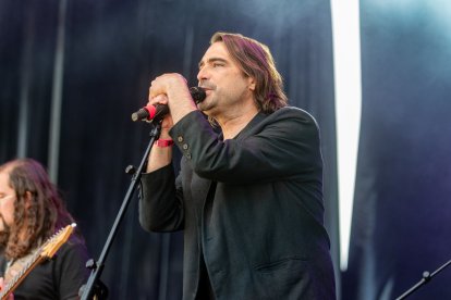 Paella solidaria, juegos familiares, música, actividades, asociaciones se dieron cita en esta propuesta que ha llegado para quedarse