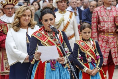 7.000 personas rindieron tributo a Santa María