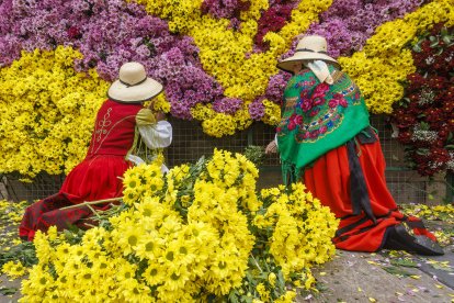 7.000 personas rindieron tributo a Santa María