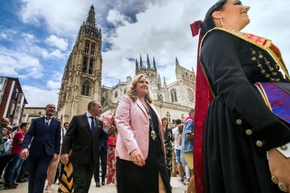 Cientos de personas acudieron a este acto para vivir la emoción de esta tradición
