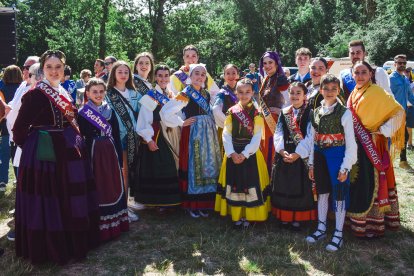 Celebración del Día de las Peñas en Fuentes Blancas