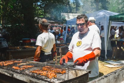 Celebración del Día de las Peñas en Fuentes Blancas