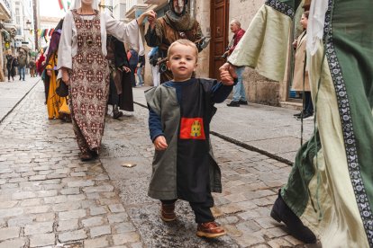 El desfile, el pregón y las actividades giran en torno a la figura del Cid