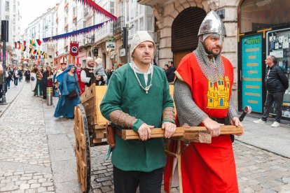 El desfile, el pregón y las actividades giran en torno a la figura del Cid