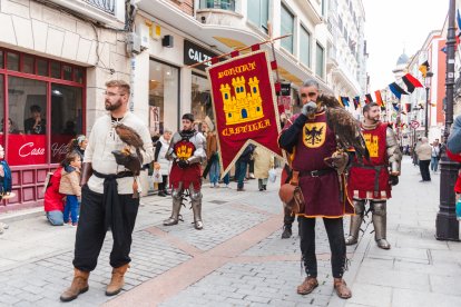 El desfile, el pregón y las actividades giran en torno a la figura del Cid