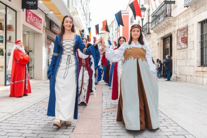 El desfile, el pregón y las actividades giran en torno a la figura del Cid