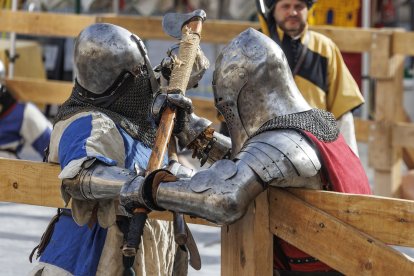 El desfile, el pregón y las actividades giran en torno a la figura del Cid