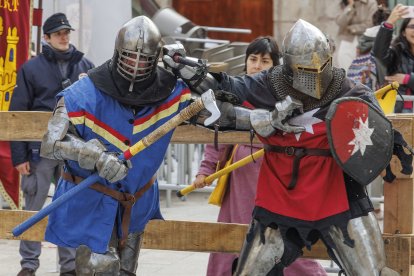 El desfile, el pregón y las actividades giran en torno a la figura del Cid