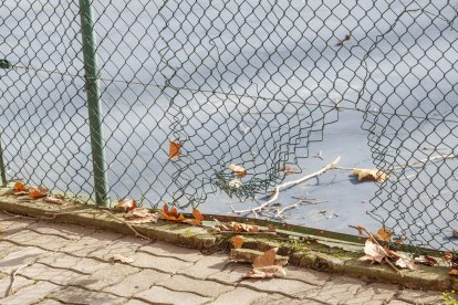 Pistas de tenis de Río Vena donde tiene su sede la Escuela Municipal de Tenis.